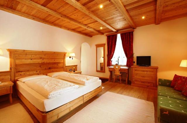 Hotel Corona Krone Selva di Val Gardena Exterior foto