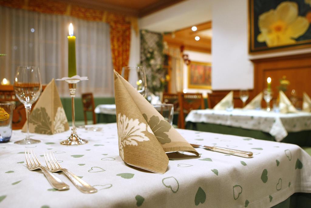 Hotel Corona Krone Selva di Val Gardena Exterior foto